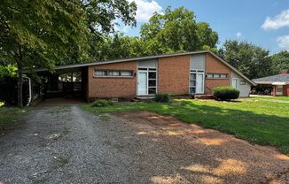 2/1 Duplex with office space in Shelby, NC