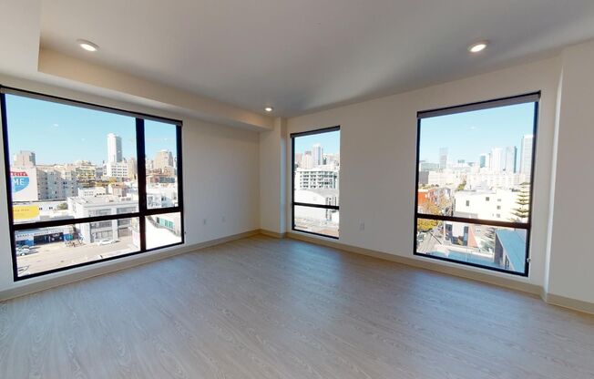 Studio, 1 bath, 415 sqft, $2,740, Unit 345 6th St, Unit 709