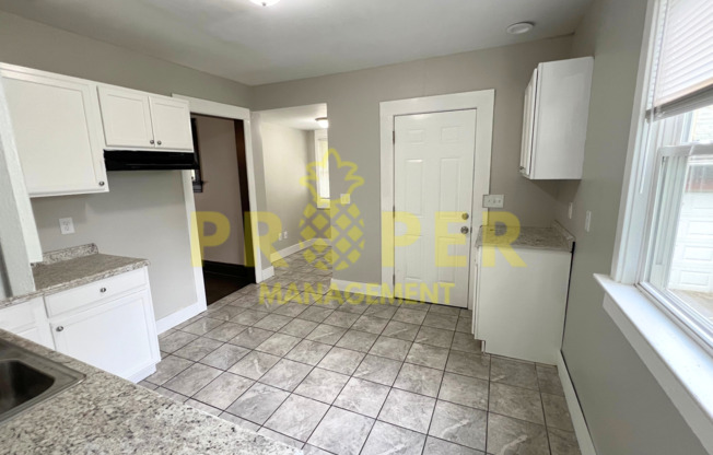 3 beds, 1 bath, $1,000