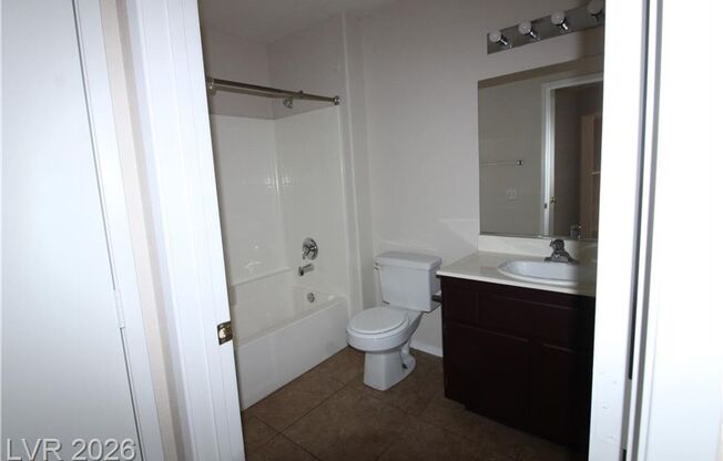 2 beds, 2 baths, $1,299, Unit # 2041