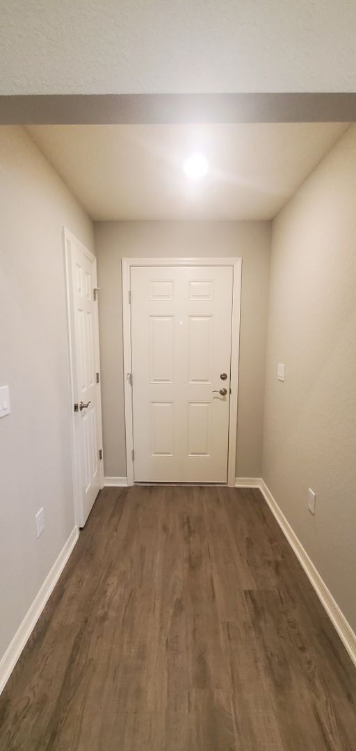 Like NEW!!! 4-Bedroom, 2-Bathroom in Villamar Winter Haven