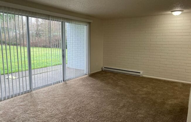 Large Greenspace Units Conveniently Located off I-5 and SR 500.