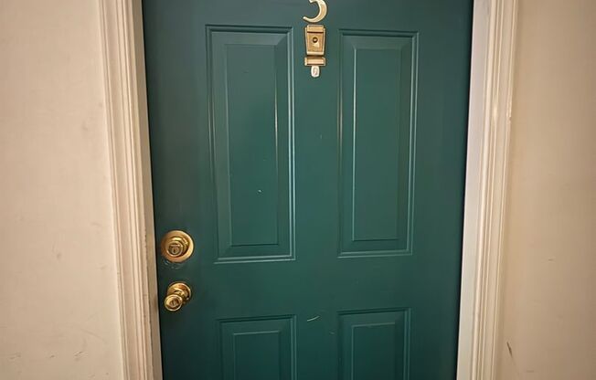 Charming 2 Bedroom/ 1 Bathroom Condo in Parkville, MD!