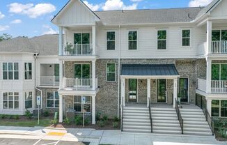 Modern, Spacious 2 Bed Townhome, Brier Creek Country Club, Golf course views!