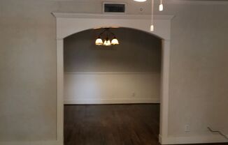 3 beds, 1.5 baths, 1,550 sqft, $1,500, Unit Apt A