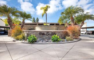 Spacious Condo in La Jolla Village!