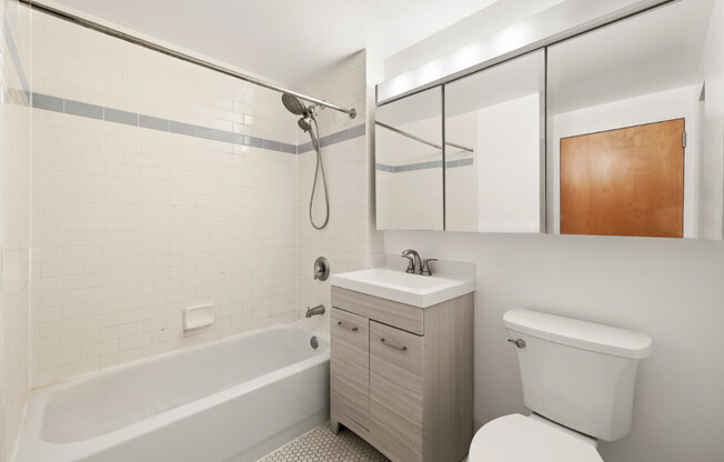 2 beds, 2 baths, $7,450, Unit 11B