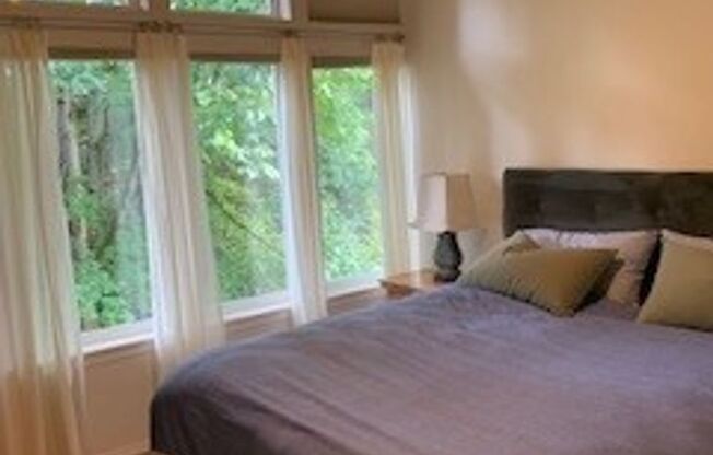 2 beds, 2 baths, $2,725