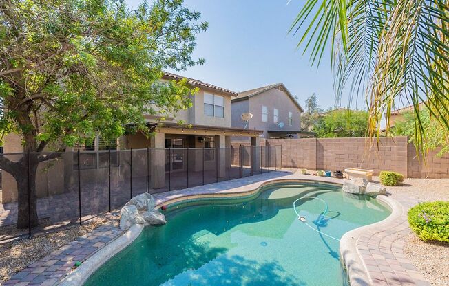 4 beds, 2.5 baths, $3,375