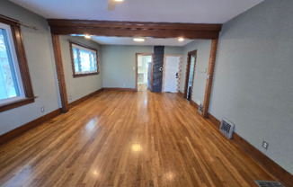 1019 WIDDICOMB AVE NW