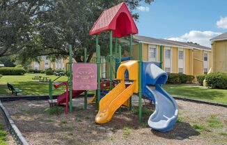 2 beds, 1 bath, $1,000, Unit 48