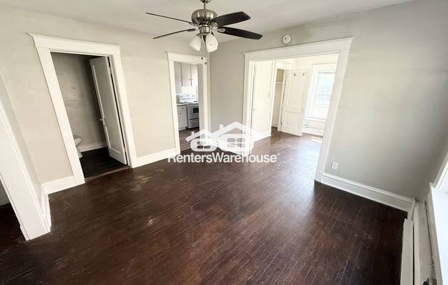 3113 THOMPSON AVE