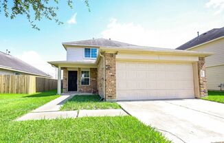 Elegant Living with 4 Bedrooms and 2.5 Baths in Houston, TX