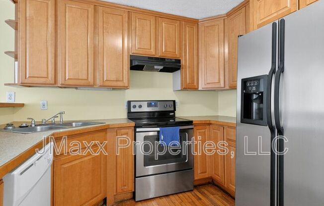 230 SHILOH HLS DR NW