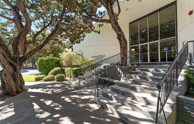 EXCELLENT 1BR 1BA CONDO  in a Great Menlo Park Community!!!!