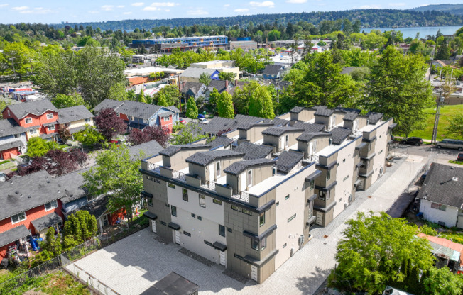 9127 50 AVE S