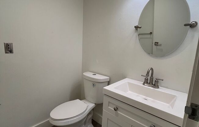 2 beds, 1.5 baths, 950 sqft, $1,545, Unit 116E