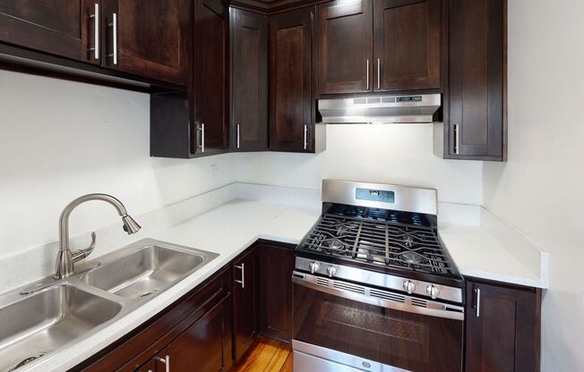 Studio, 1 bath, 450 sqft, $1,495, Unit 414