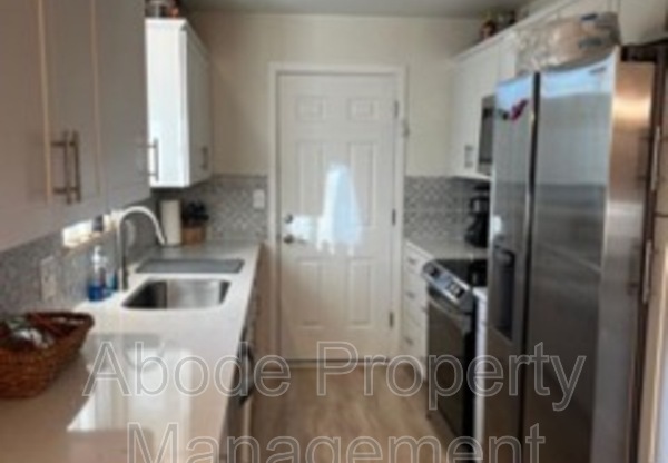 1049 BRIARWOOD RD