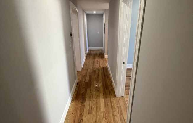 2 beds, 1 bath, $4,195, Unit 6