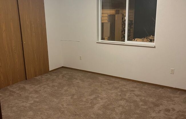 2 beds, 1 bath, 856 sqft, $1,259, Unit PL   7507