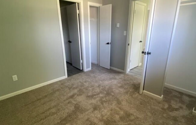 1 bed, 1 bath, 416 sqft, $750, Unit Unit B6