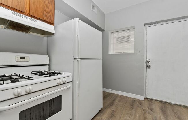 2 beds, 1 bath, 1,000 sqft, $1,495, Unit 4246 - 2W