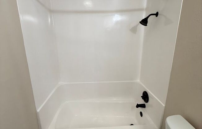 2 beds, 2 baths, 1,015 sqft, $2,695, Unit 138