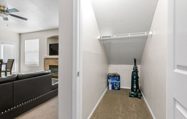 2 beds, 2 baths, $1,895