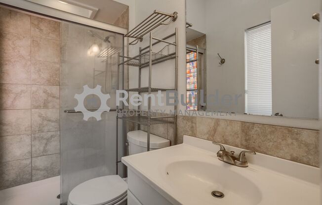 3 beds, 2 baths, $2,095