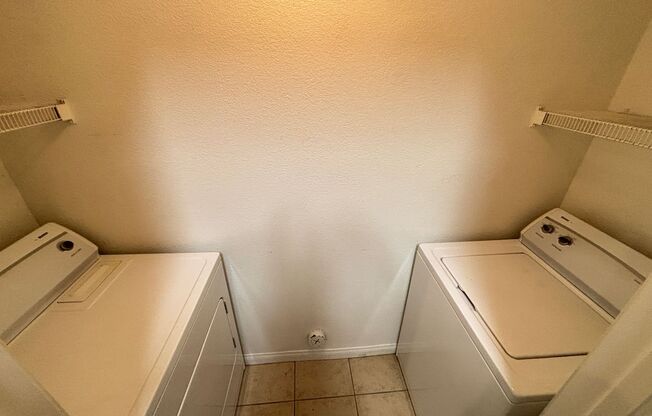 1 bed, 1 bath, $1,095
