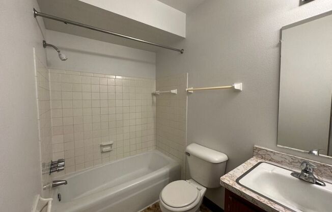 2869 S 6 ST