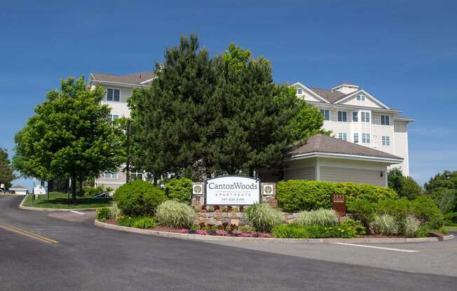 Lush Exterior Landscaping with Tree Lined Entry | Canton Woods apartments in MA