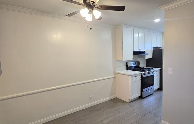 2 beds, 2 baths, 1,000 sqft, $2,800, Unit 10