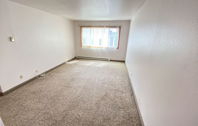 435 NE Kamiaken Street