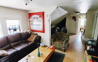2561 N Prospect Ave
