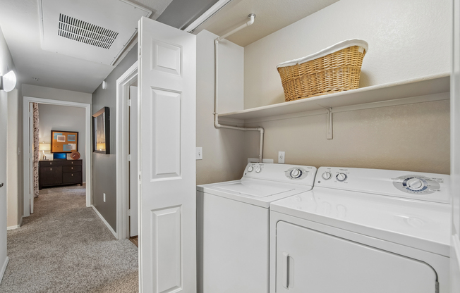 B1 Washer & Dryer Included
