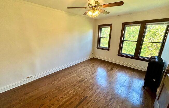 Studio, 1 bath, 320 sqft, $1,395, Unit 225-403