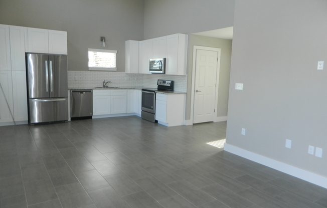 Engelhardt Properties2 (4401 Hank Ave)