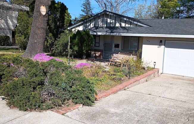 Los Gatos - Inviting Los Gatos Home with Classic Charm & Entertainer’s Backyard