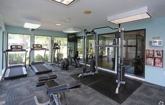 2 beds, 2 baths, $1,049, Unit 1812