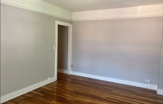 2 beds, 1 bath, 844 sqft, $1,425, Unit 2A