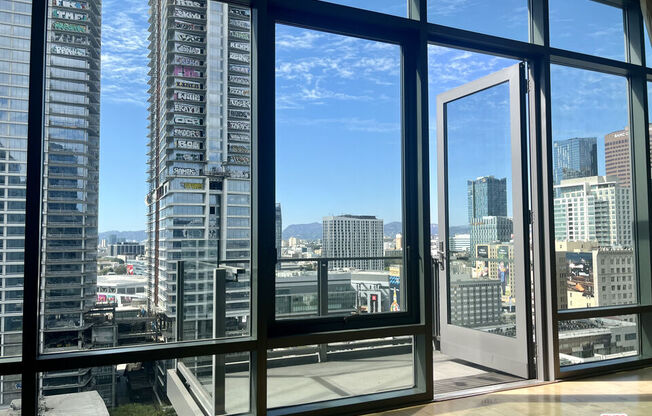 1 bed, 1 bath, 1,010 sqft, $3,400, Unit 1704