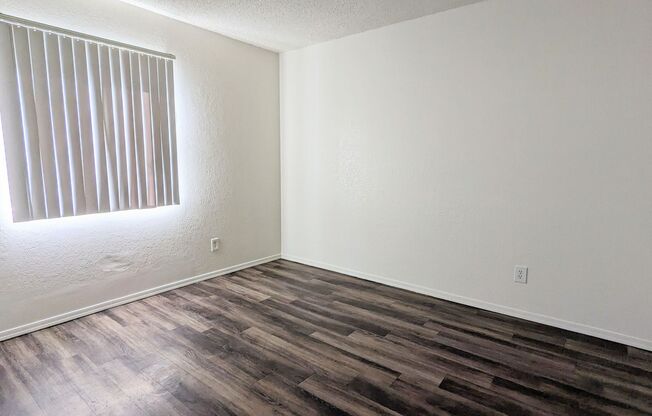 2 beds, 1 bath, 825 sqft, $975, Unit 210