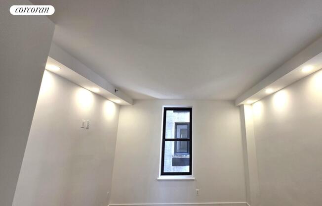 2 beds, 2 baths, $7,000, Unit 9M