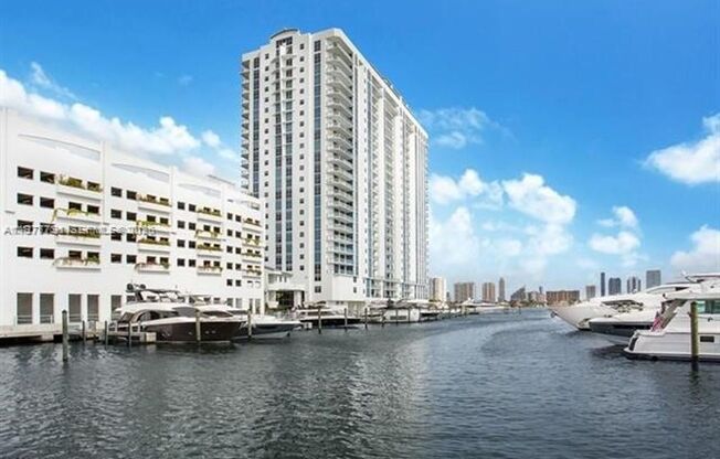 2 beds, 2 baths, 1,670 sqft, $5,500, Unit 17301 Biscayne Blvd unit 1103