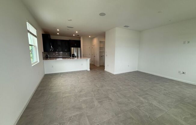 4196 SADLER RD