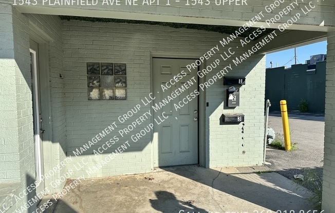 1543 PLAINFIELD AVE NE