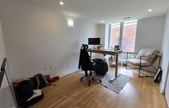 3 beds, 2.5 baths, 2,375 sqft, $4,995, Unit 1B