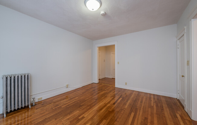 Studio, 1 bath, 525 sqft, $2,700, Unit 50